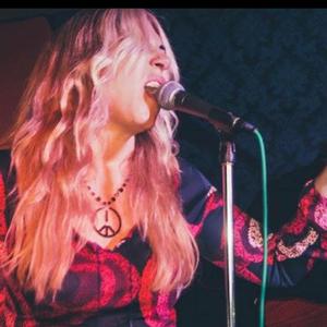 Eliza Neals & The Narcotics
